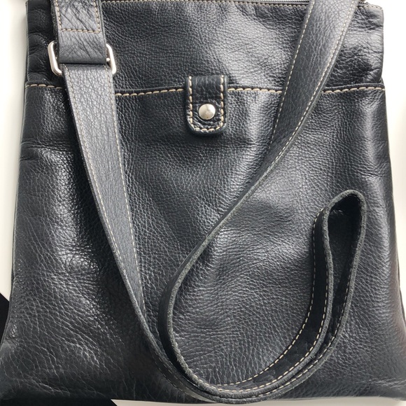 Roots Pebble Leather Crossbody Bag - Picture 1 of 8